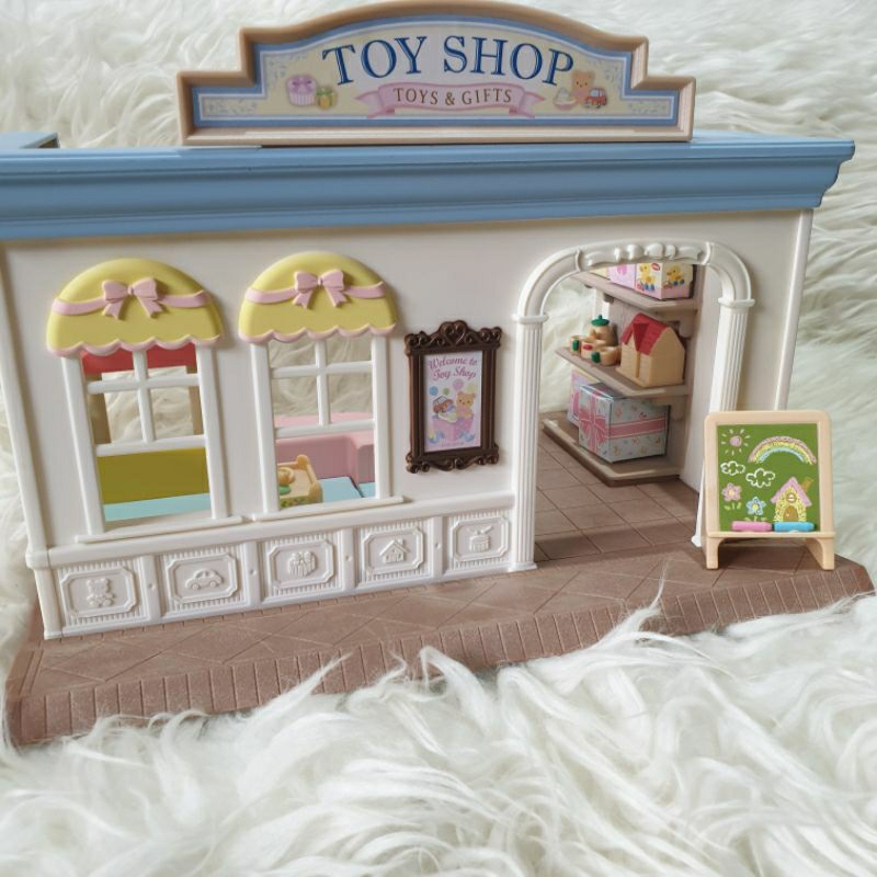 Preloved Sylvanian Families Toy Shop Set