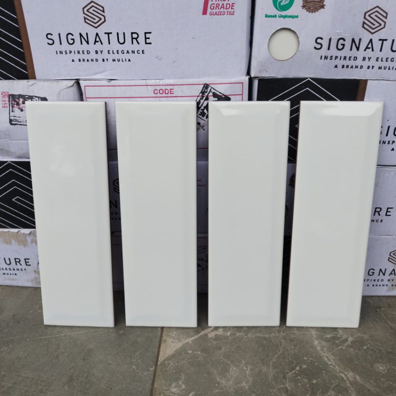 Keramik Dinding Glossy White Subway Bevel UK 10×30 Mulia