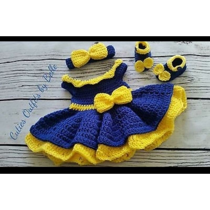 BAJU RAJUT ANAK PEREMPUAN SET (DRESS, BANDANA, SEPATU)