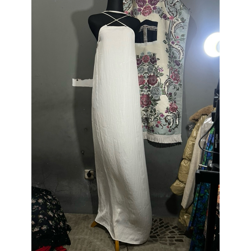 Zara Long Dress Pantai Putih size M