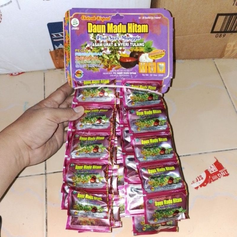 

Daun Madu Hitam versi Ungu