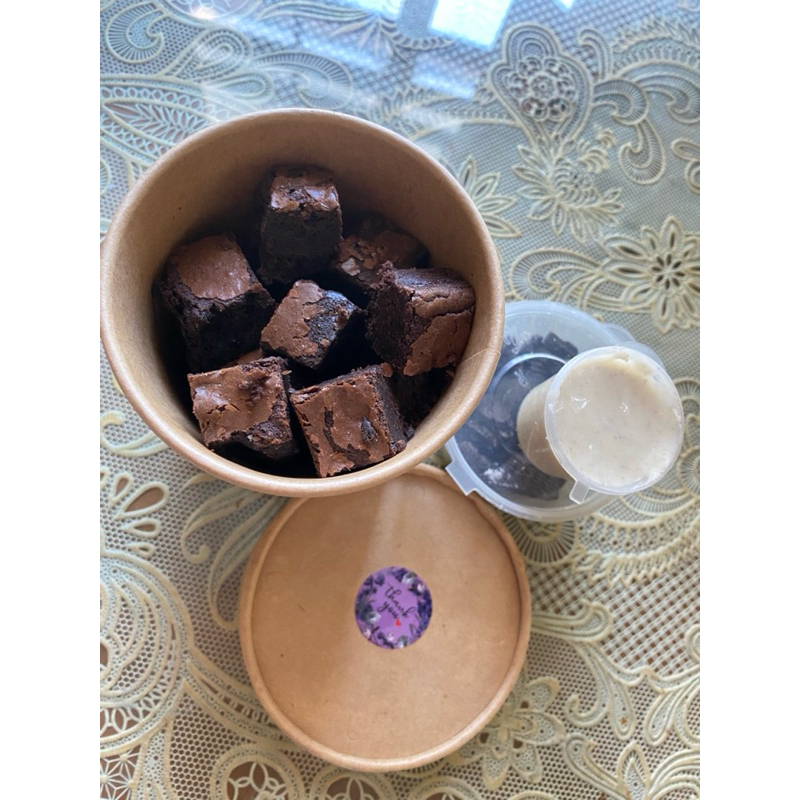 

Fudgy Brownies Bites Shiny Crust 12oz