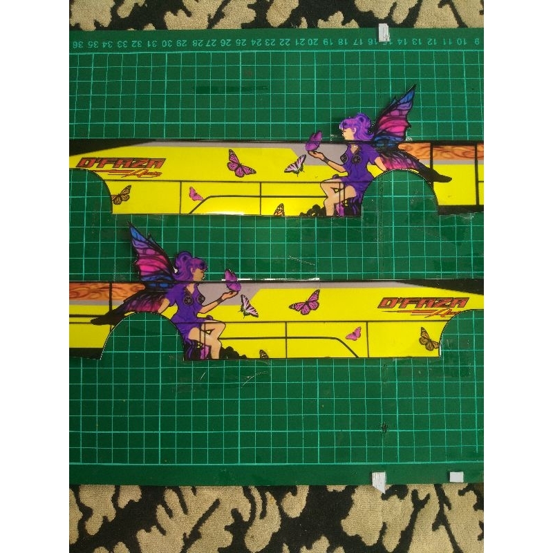 

Stiker livery miniatur bus Juragan Empang