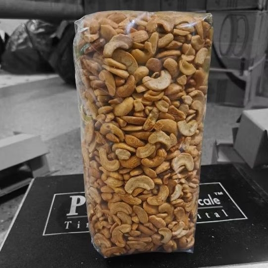 

kacang mete patahan matang original 500gram (daun jeruk)