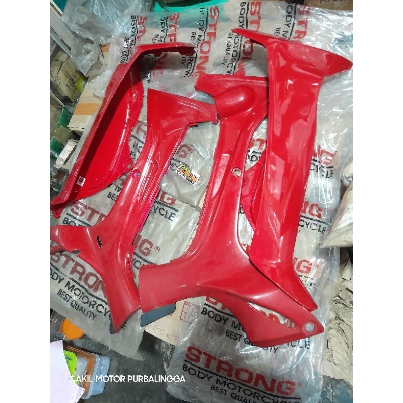 sayap luar dalam yamaha fizr FIZR sporty kwalitas original merah kode 4us