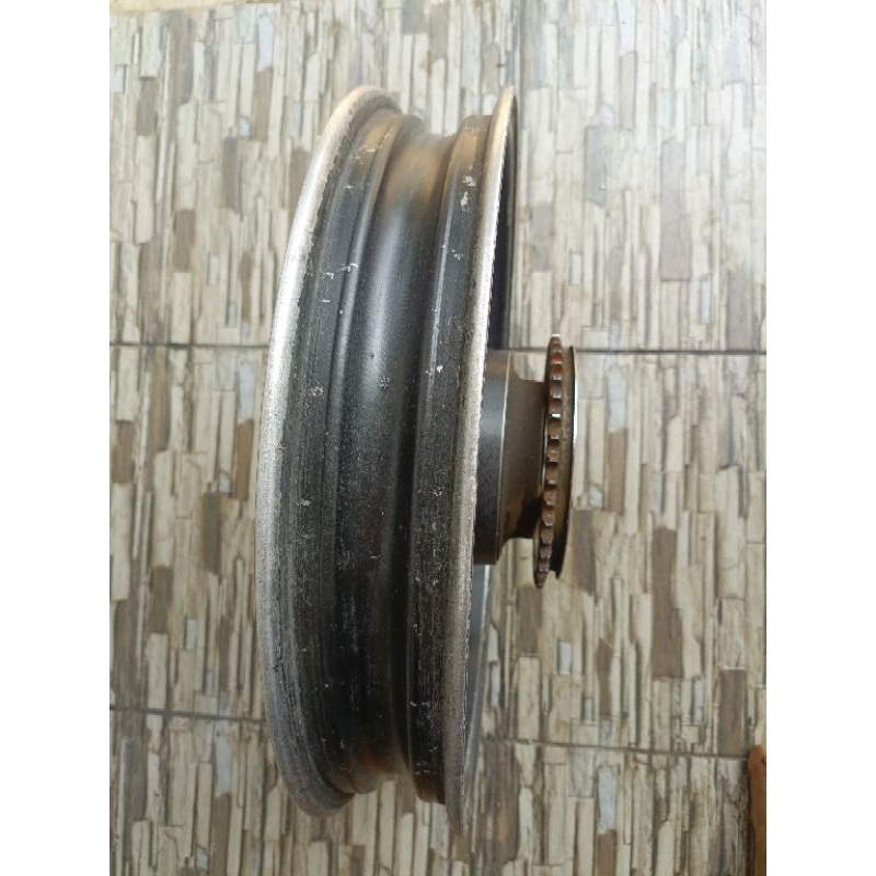 Velg belakang CB150R Old / Velg Belakang Megapro Mono shock / Velg megapro new