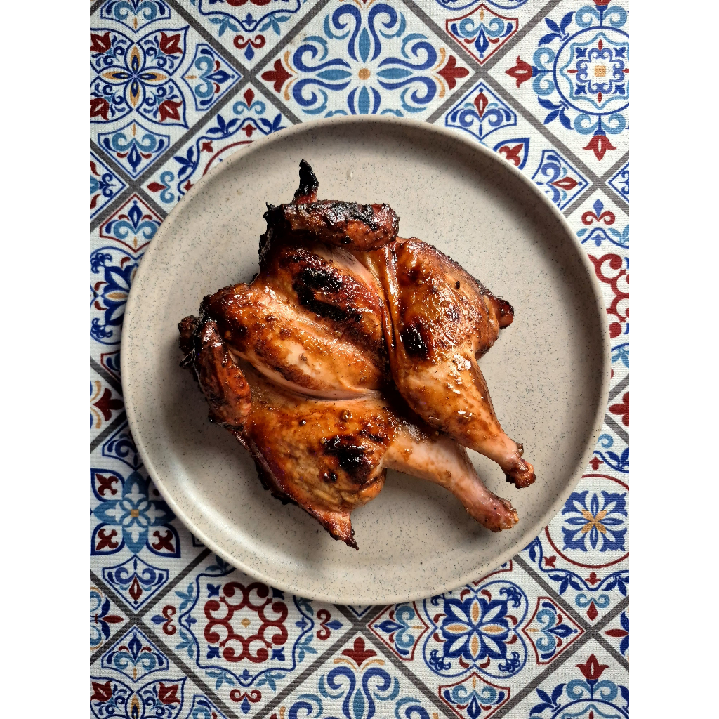 

Ayam Panggang Asap Kayu Senangi | 1 Ekor Utuh | Free Sambal |Wood Smoked Roast Chicken