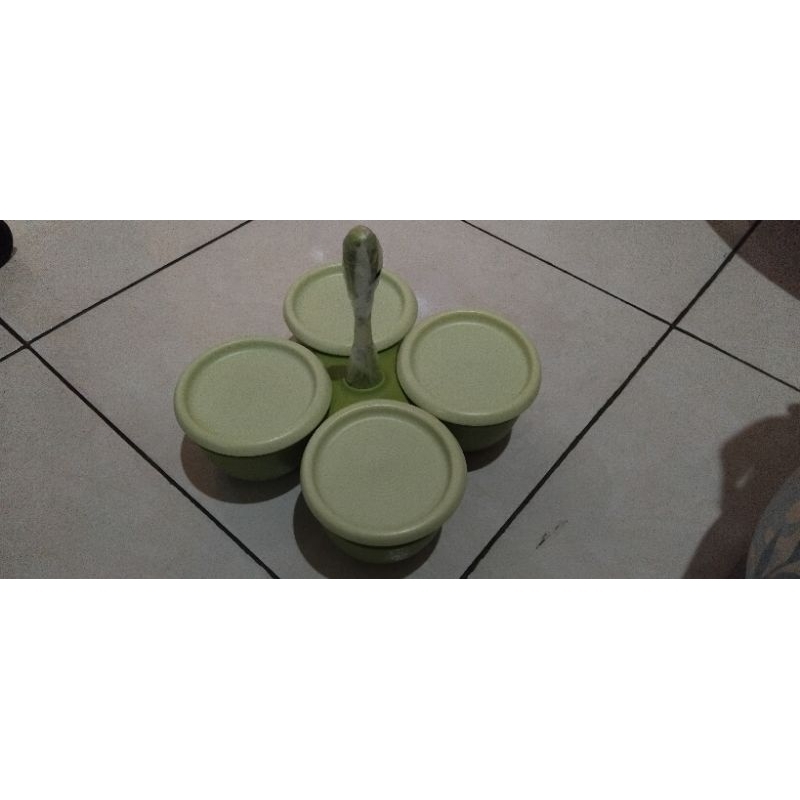 tupperware blossom condimate set