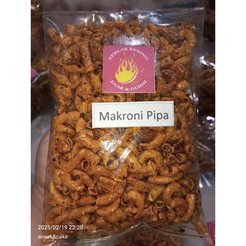 

makaroni kuning / makaroni pipa pedas daun jeruk 250gram