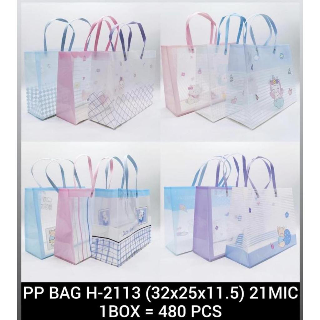 

PaperbagTas Plastik/Paperbag Murah/ Tas Souvenir Kode 7504 M