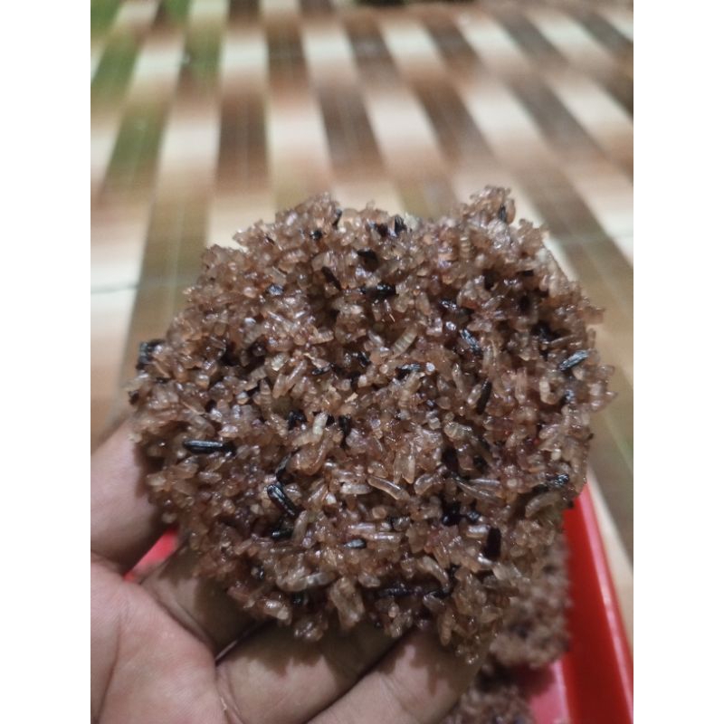 

Rengginang KETAN HITAM mekar Camilan tradisional (mentah) 1Kg asli Wonogiri
