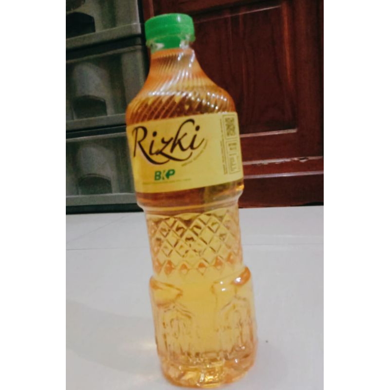 

MINYAK GORENG RIZKI