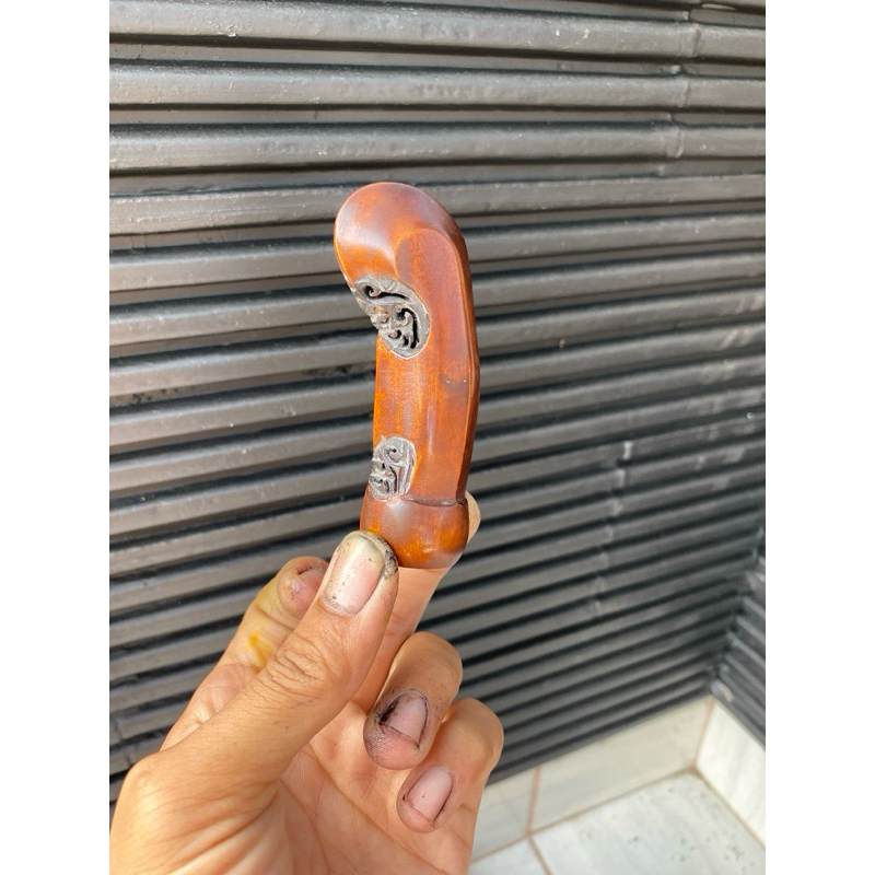 deder kayu kemuning pinising lawasan