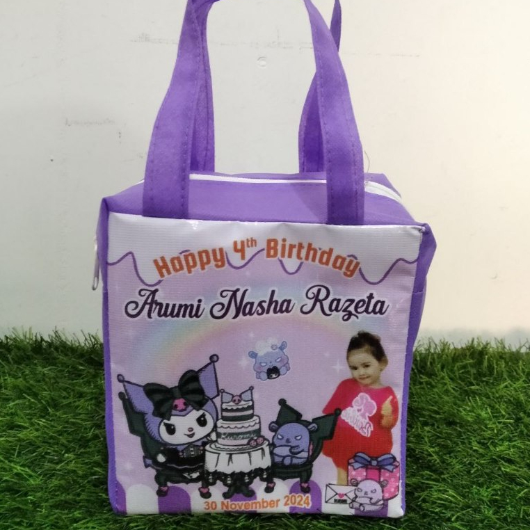 

[ 15 x 10 x 20 ] tas ulang tahun /tas resleting /goodiebag /kuromi /doraemon /hampers /gift /kado