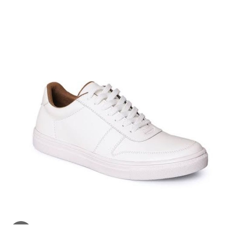 sepatu putih olahraga cewek cowok
