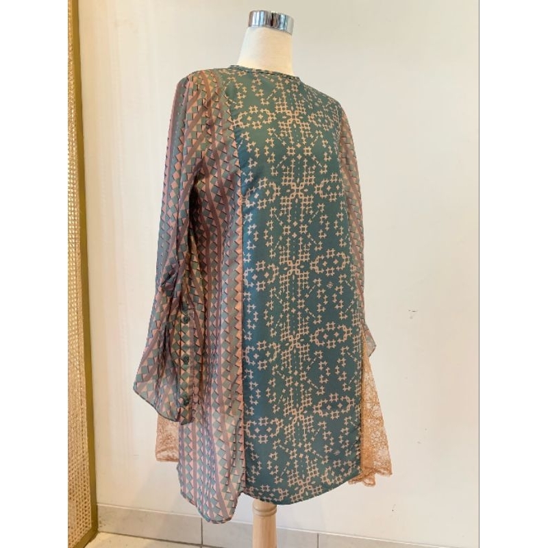 SEWA TOPWEAR - RIA MIRANDA SILAREH TUNIC (PACIFIC BLUE)