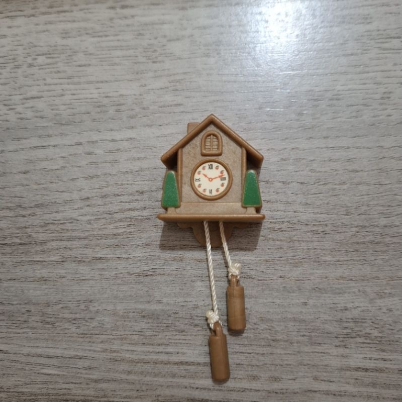 Sylvanian Jam Dinding Vintage