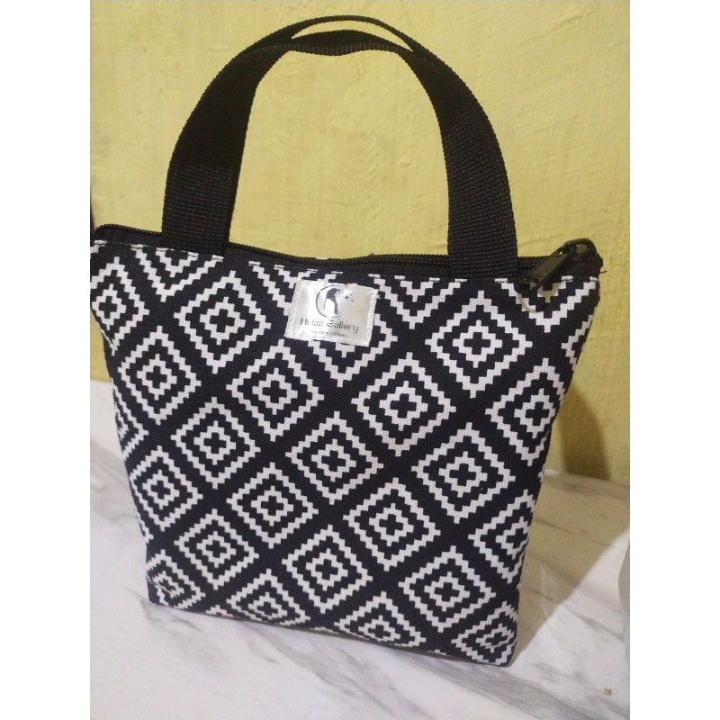 TAS WANITA, TAS CANVAS