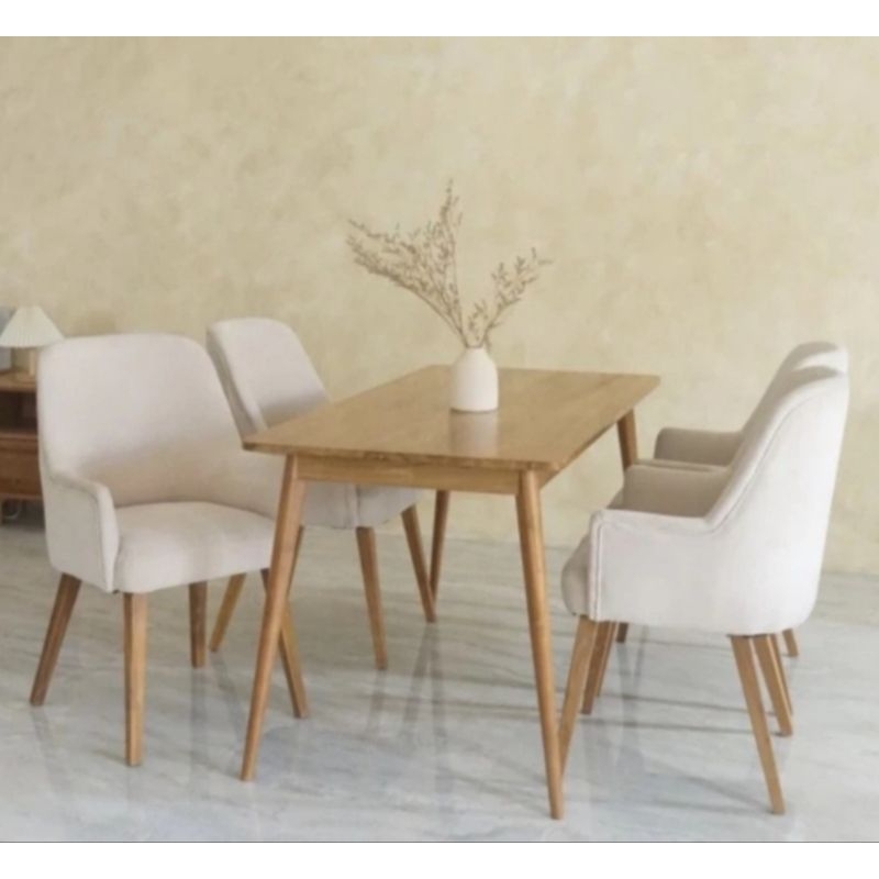 MEJA MAKAN SET 4 KURSI SOFA