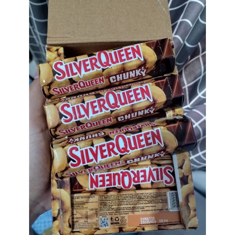 

Silverqueen Chunky Bar 30GR Cashew / SQ Chunky Bar Murah