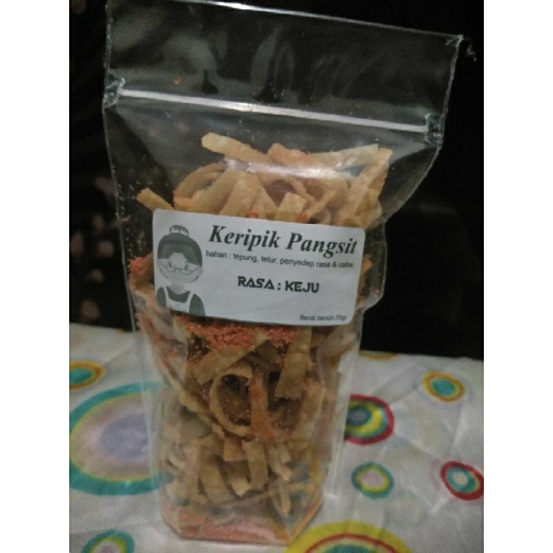 

KERIPIK PANGSIT KEJU