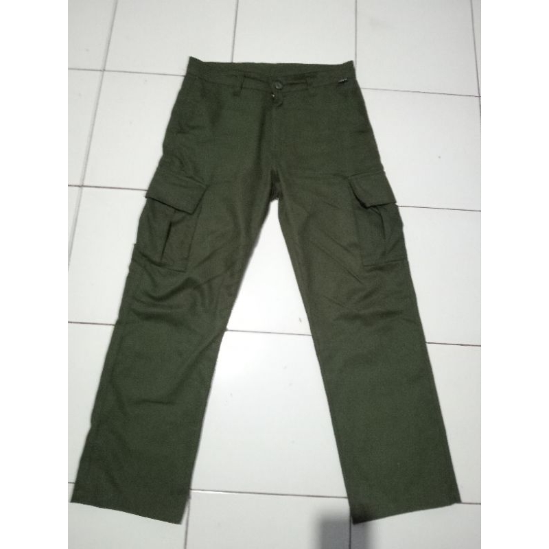 Celana Kargo Olive Green