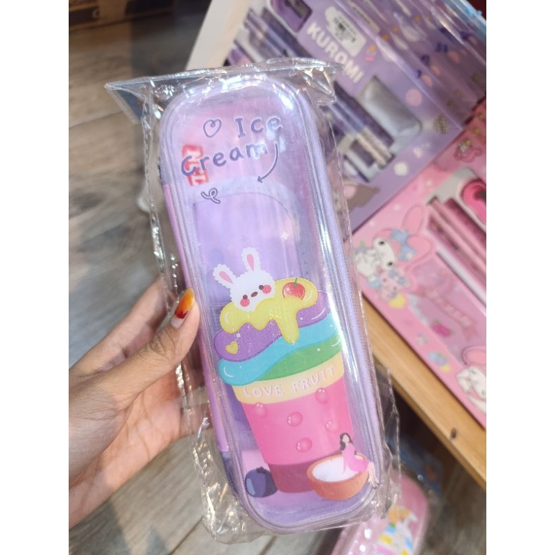 

Tempat pensil transparan motif cowok cewek