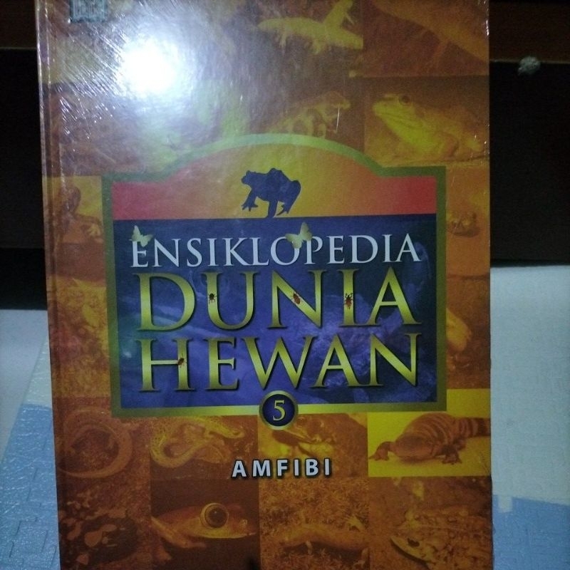 buku ensiklopedia dunia hewan Amfibi TU2T