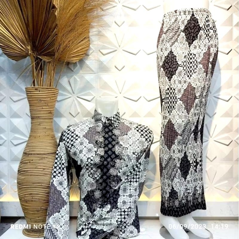 kemeja batik couple / cocok buat lamaran / kondangan / seragam keluarga