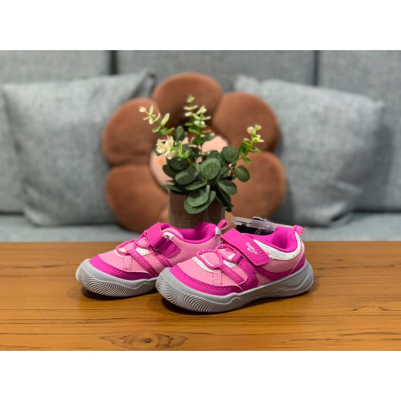 Sandal gunung anak original oshkosh