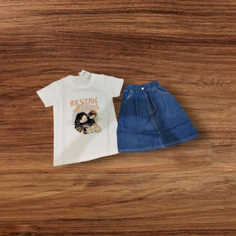 Setelan rok midi,setelan anak perempuan,setelan baju fan rok jeans anak usia 2-4tahun fashion Cantik