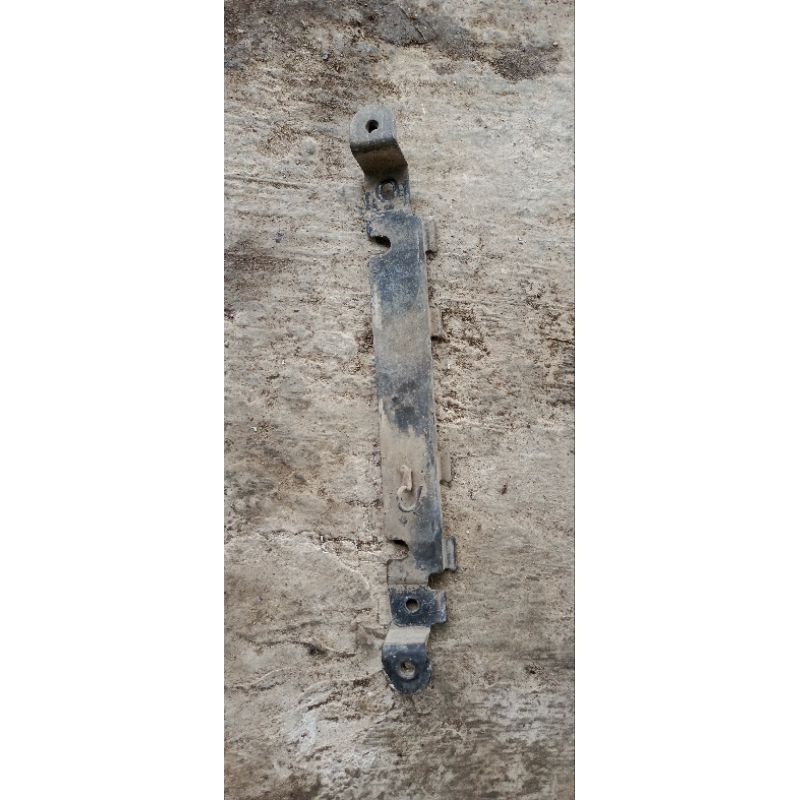 dudukan radiator ninja 250R karbu