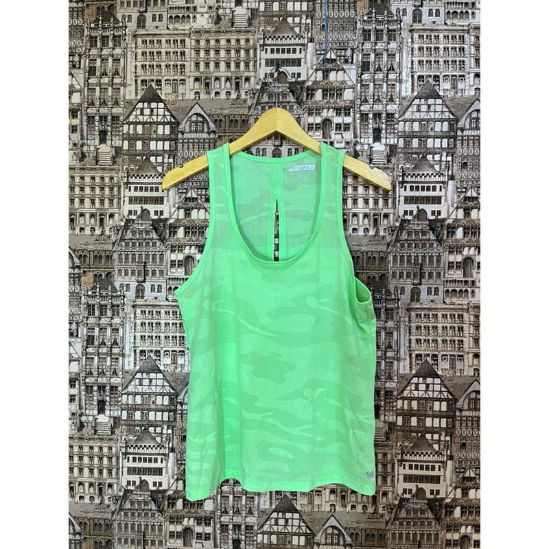 Preloved Baju Olahraga