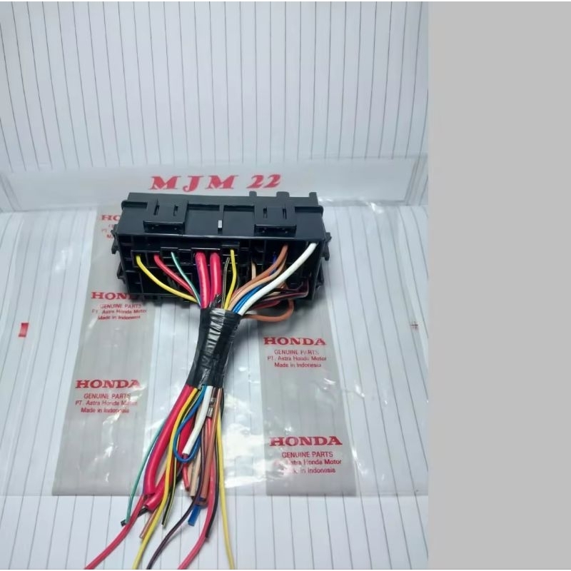 Rumah box sekring kabel aki Genio tempat sikring fuse Genio beat LED new Scoopy beat street delux