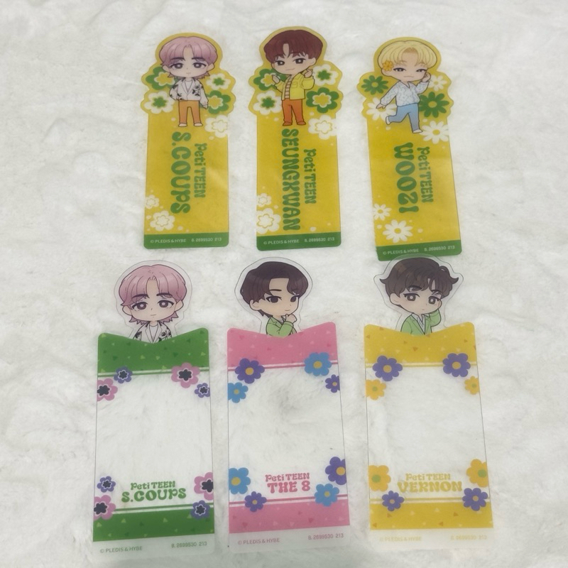 

BOOKMARK COLLECTION SEVENTEEN PETITEEN SECTOR 17
