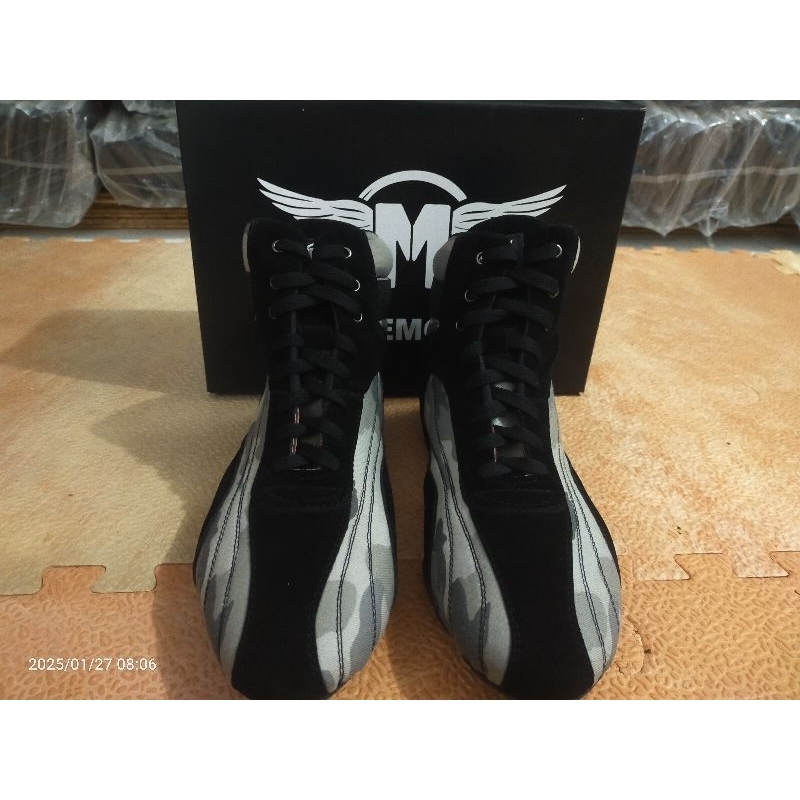 Sepatu Fitness/Gym & Squat Onemore Warna Army 10 G