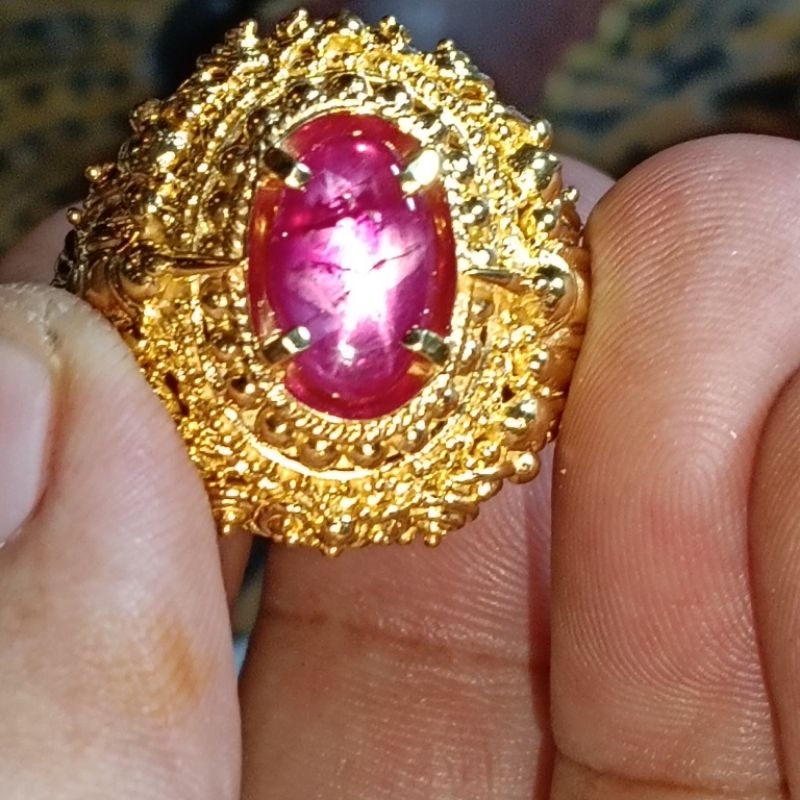 Ruby Burma warna red hq windusara