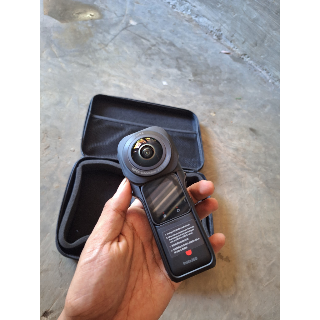 Insta360 ONE RS 1-Inch 360 Leica second bergaransi