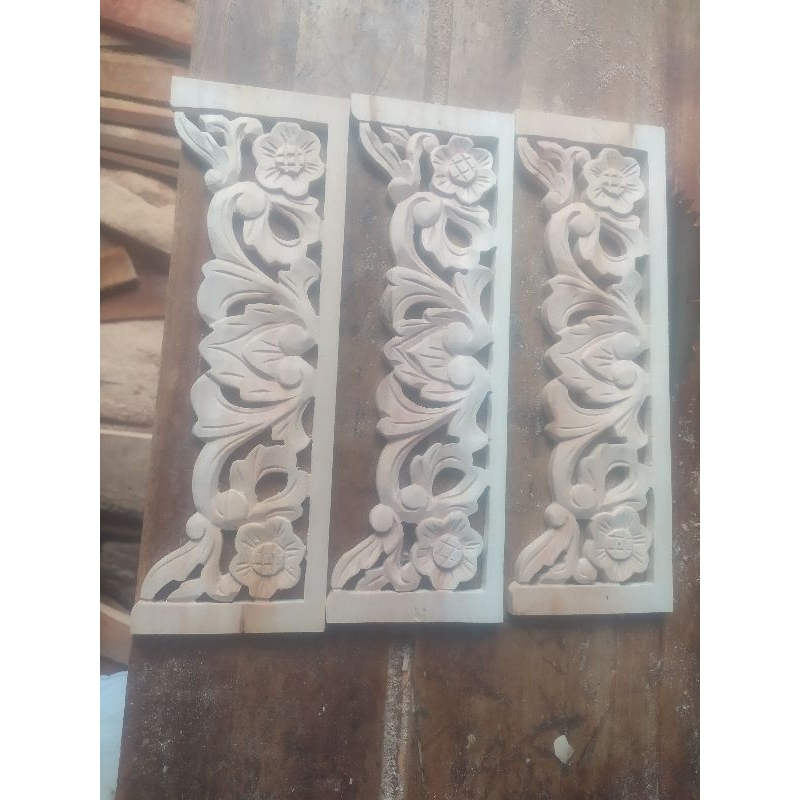 KAKI SANGKAR BURUNG/UKIR KLEWER