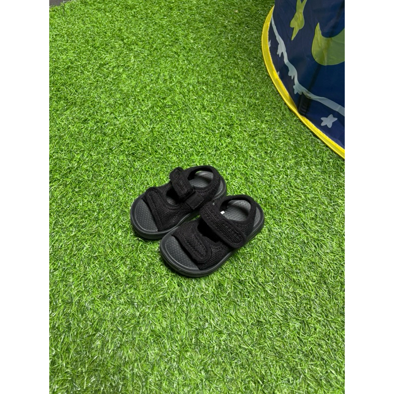 Sandal Anak Preloved Mario Hitam 15