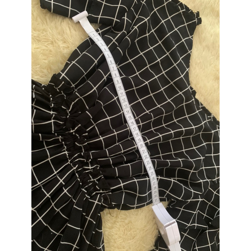 Preloved PL Baju Kotak Rantai Bahu Outer Serut Pinggang