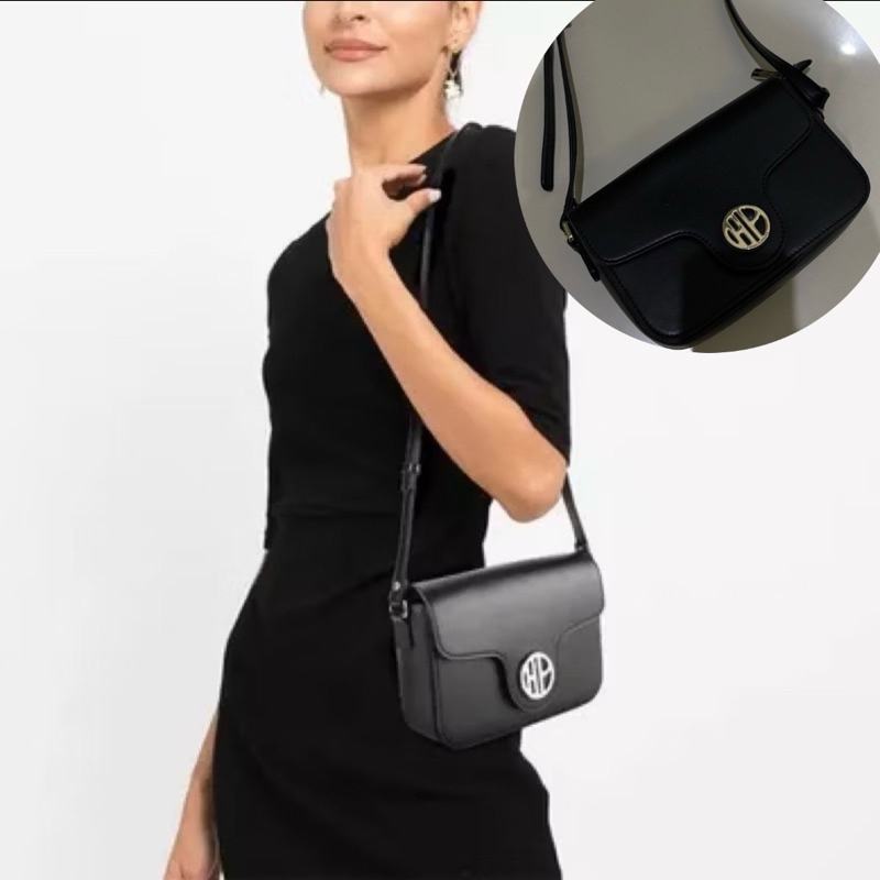 PRELOVED HUSH PUPPIES MALGUN SLING BAG / TAS SLEMPANG WANITA