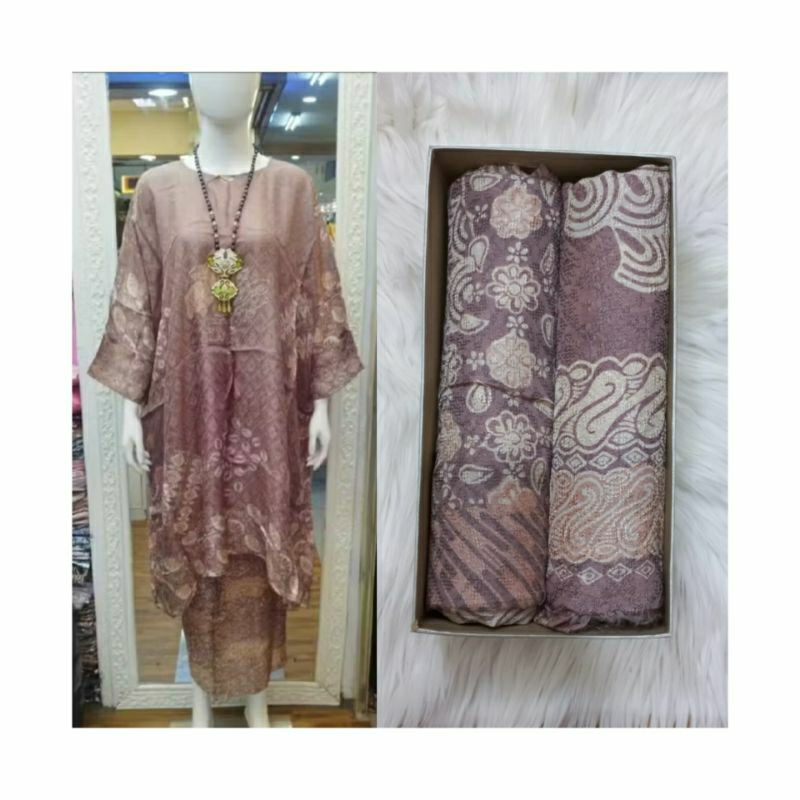 Hampers batik sutra/One set kain batik viscose/Bahan gamis /Baju setelan batik/Batik cirebonan