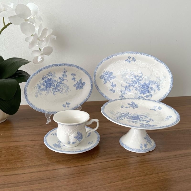 Set Peralatan Makan Keramik FARAH Motif Bunga Biru Vintage - Piring Cake Stand Tea Set Klasik