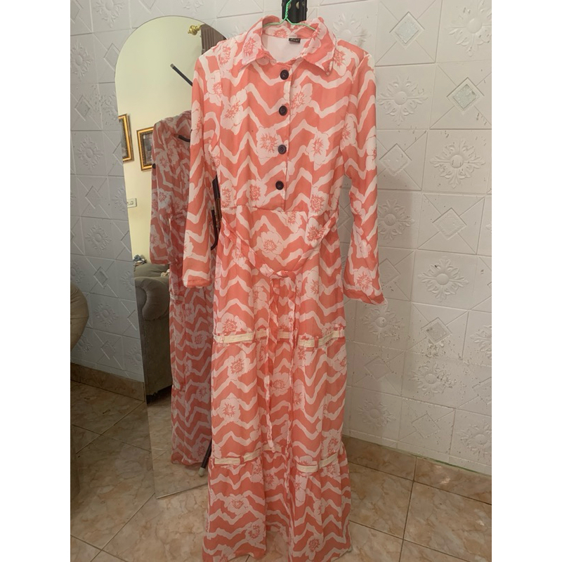 Preloved Dress Panjang Bunga Warna Salem