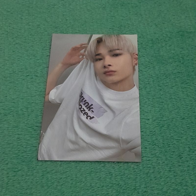 ENHYPEN NI-KI PC UNIFORM BORDER CARNIVAL PHOTOCARD UNI