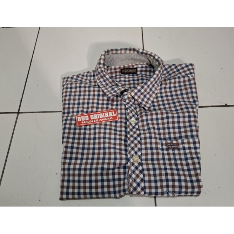 (SIZE S) kemeja button down napapijri original second