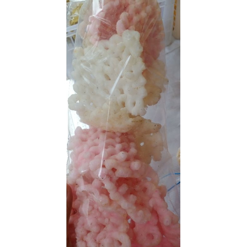 

Kerupuk Usek Kotak / Kerupuk Tayamum /Kerupuk goreng pasir