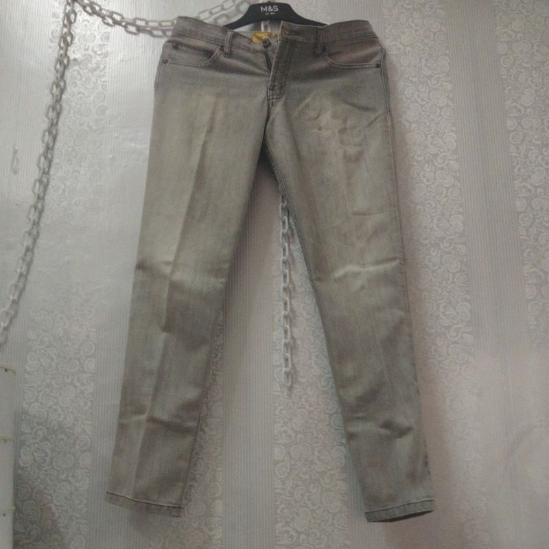 NEGO TIPIS PRELOVED JEANS TOPTEN PREMIUM | SKINNY BAGGY JEANS SIZE 31 GREY LATTE BROWN