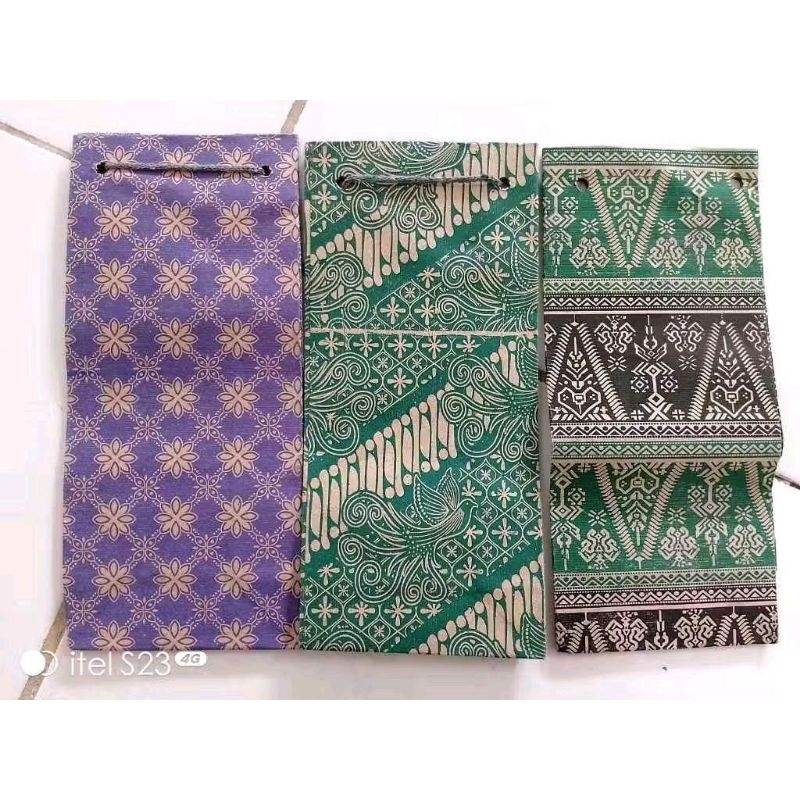 

S ( S52) PAPER BAG SOUVENIR POLOS WARNA HITAM DAN COKLAT